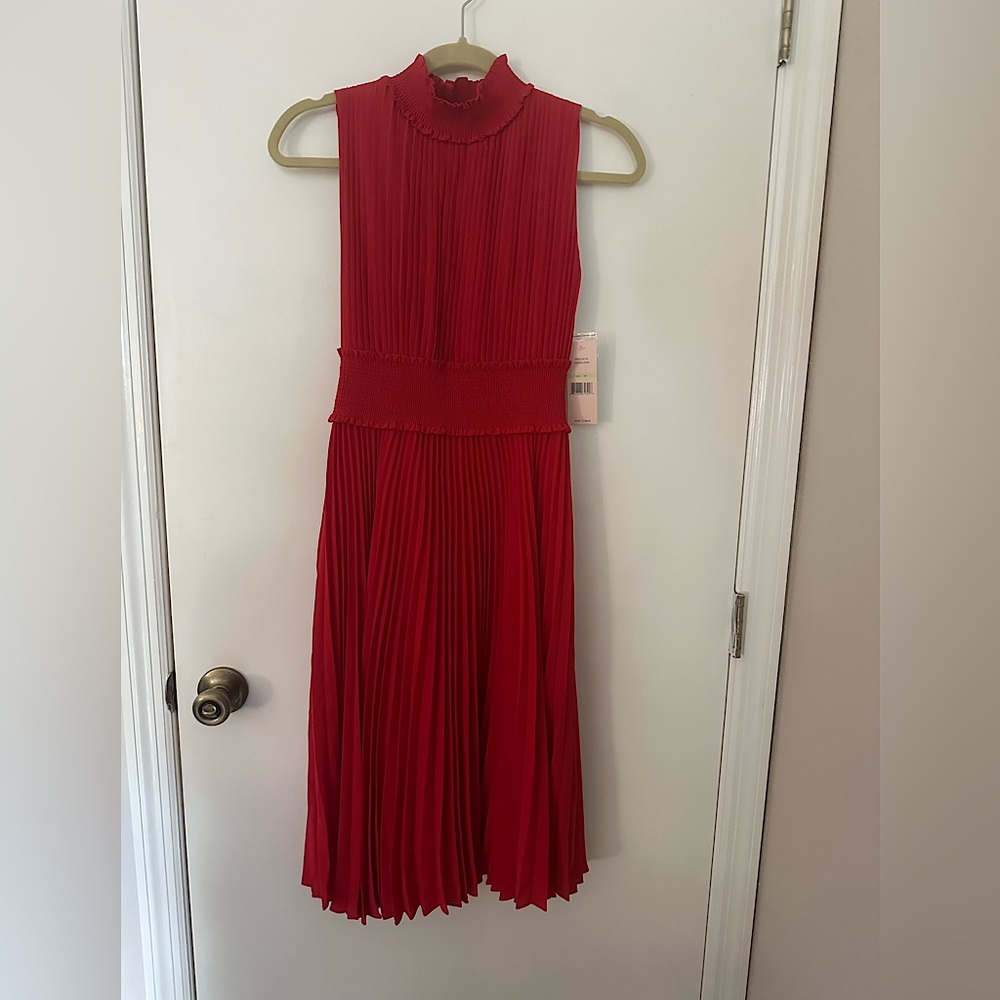 NWT Nanette Lepore Crimson Red Flowy dress size 4P. Flowy and classy